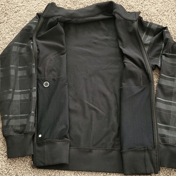 Lululemon men's full zip black jacket Size M - Picture 8 of 16